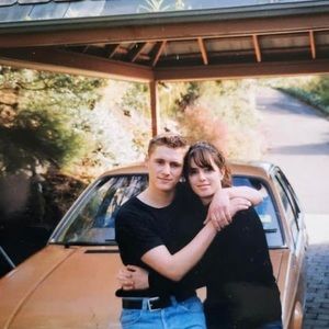 Meet your Posher, Ella